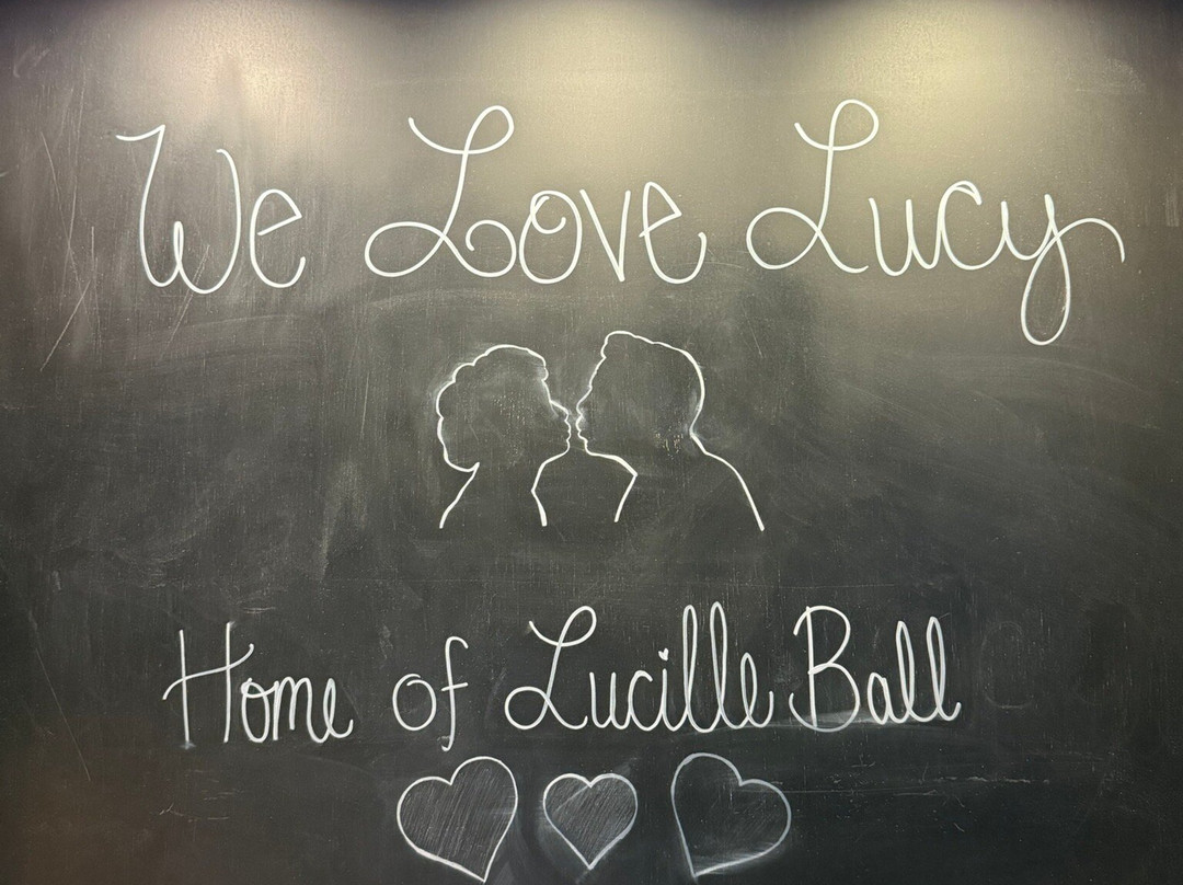 Hampton Inn & Suites Jamestown主图