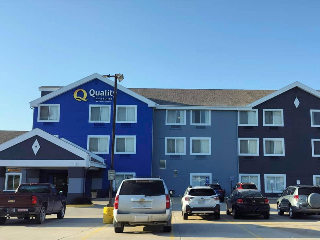 Jameson酒店住宿-Quality Inn & Suites