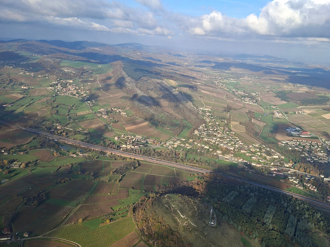Tous En Vol-Charnay-les-Macon必去景点