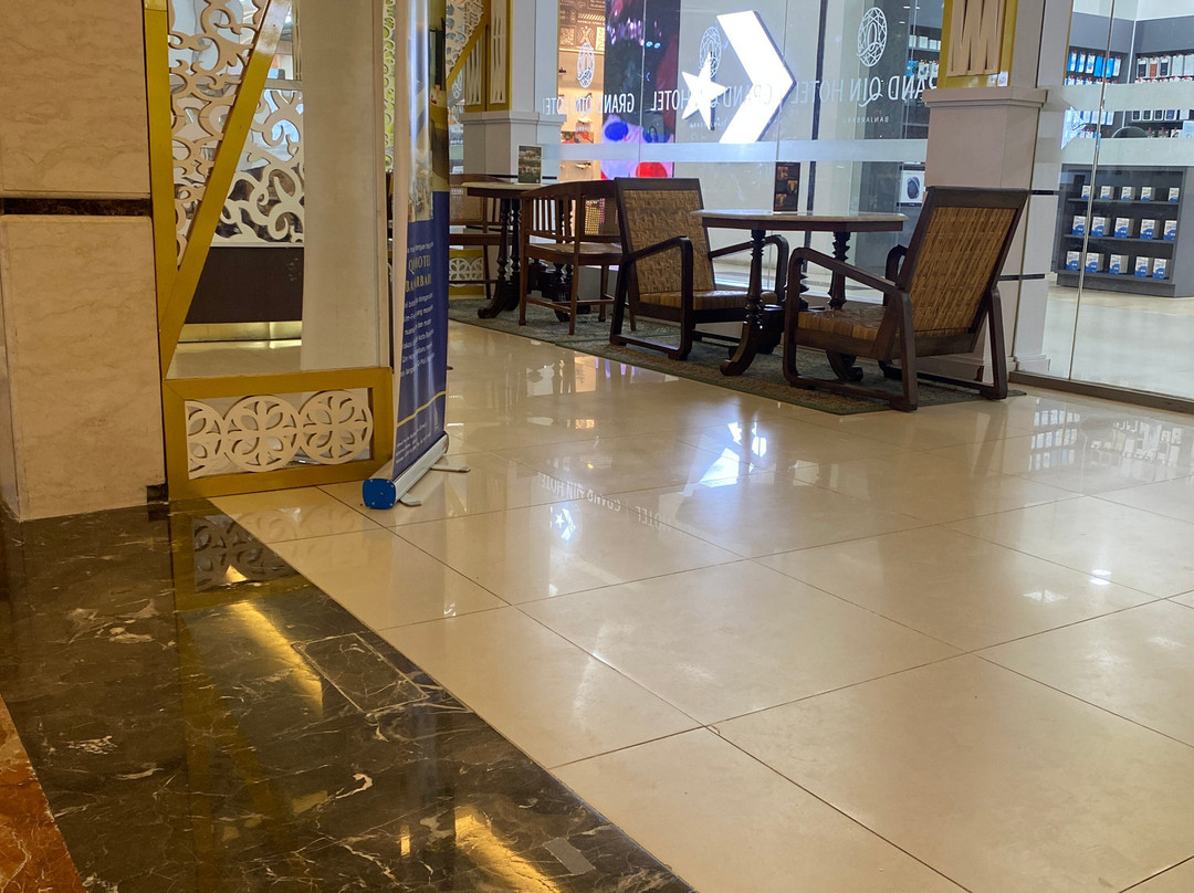 Grand Qin Hotel Banjarbaru主图