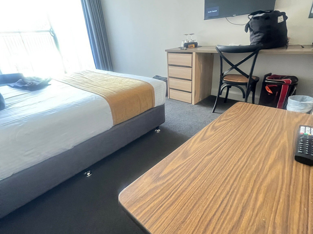 Black Bull Motel主图