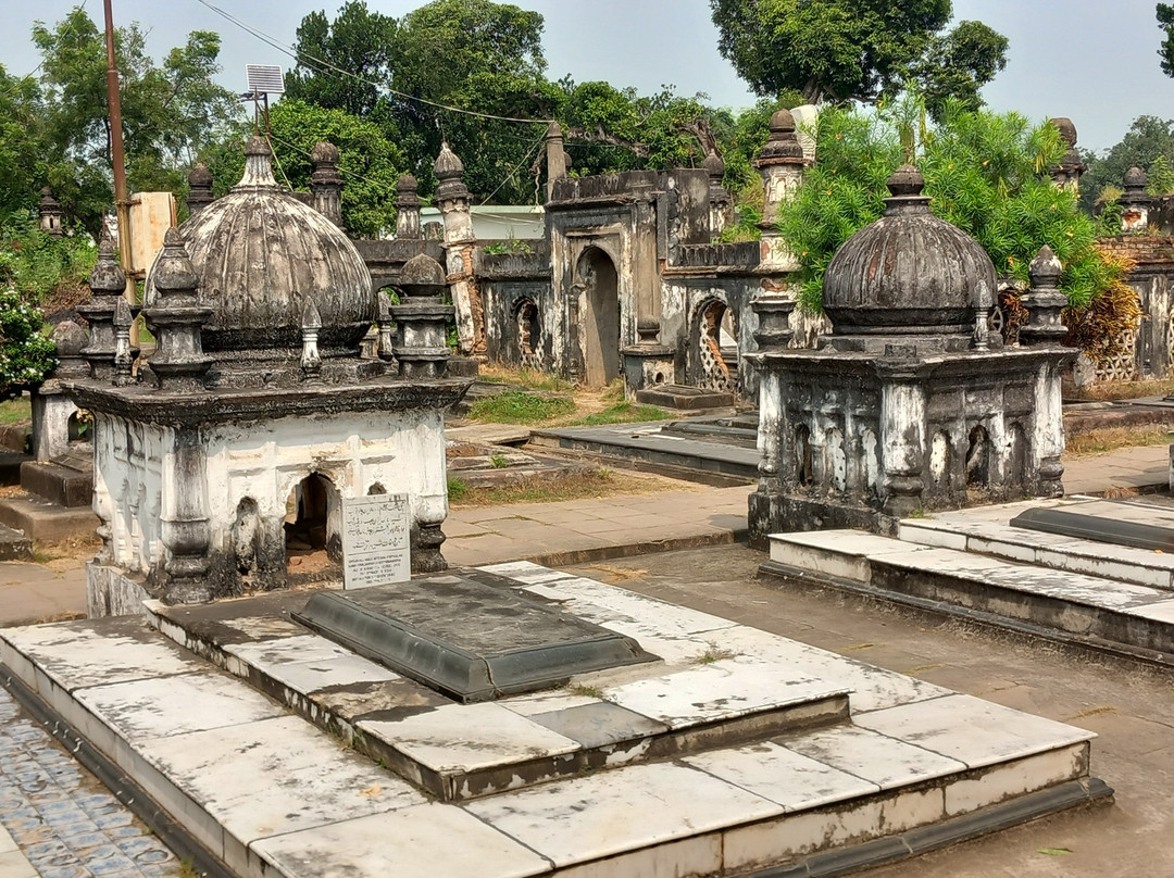 Jafarganj Cemetery-Murshidabad必去景点