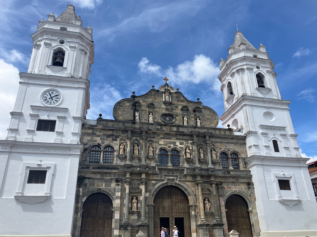 Metropolitan Cathedral Of Panama City-巴拿马城必去景点