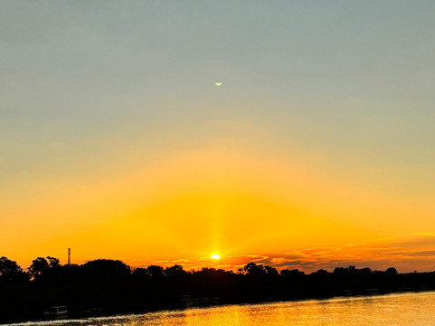 Capesaints Safaris,Tours and Car Rentals-维多利亚瀑布必去景点