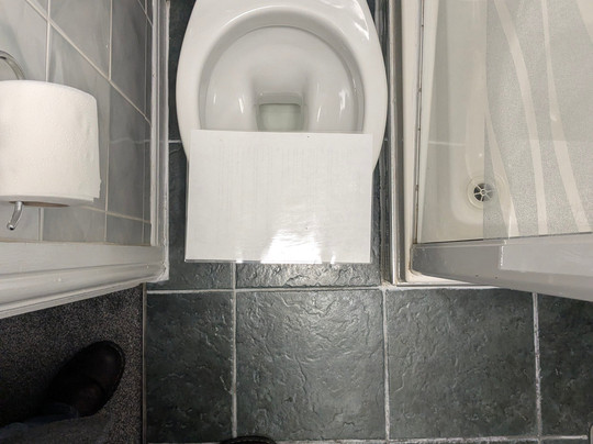 Dancenter East Midlands Airport