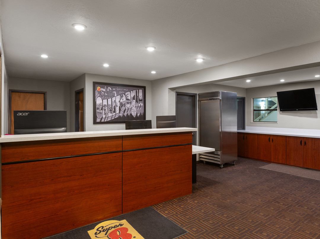 财神速8酒店主图