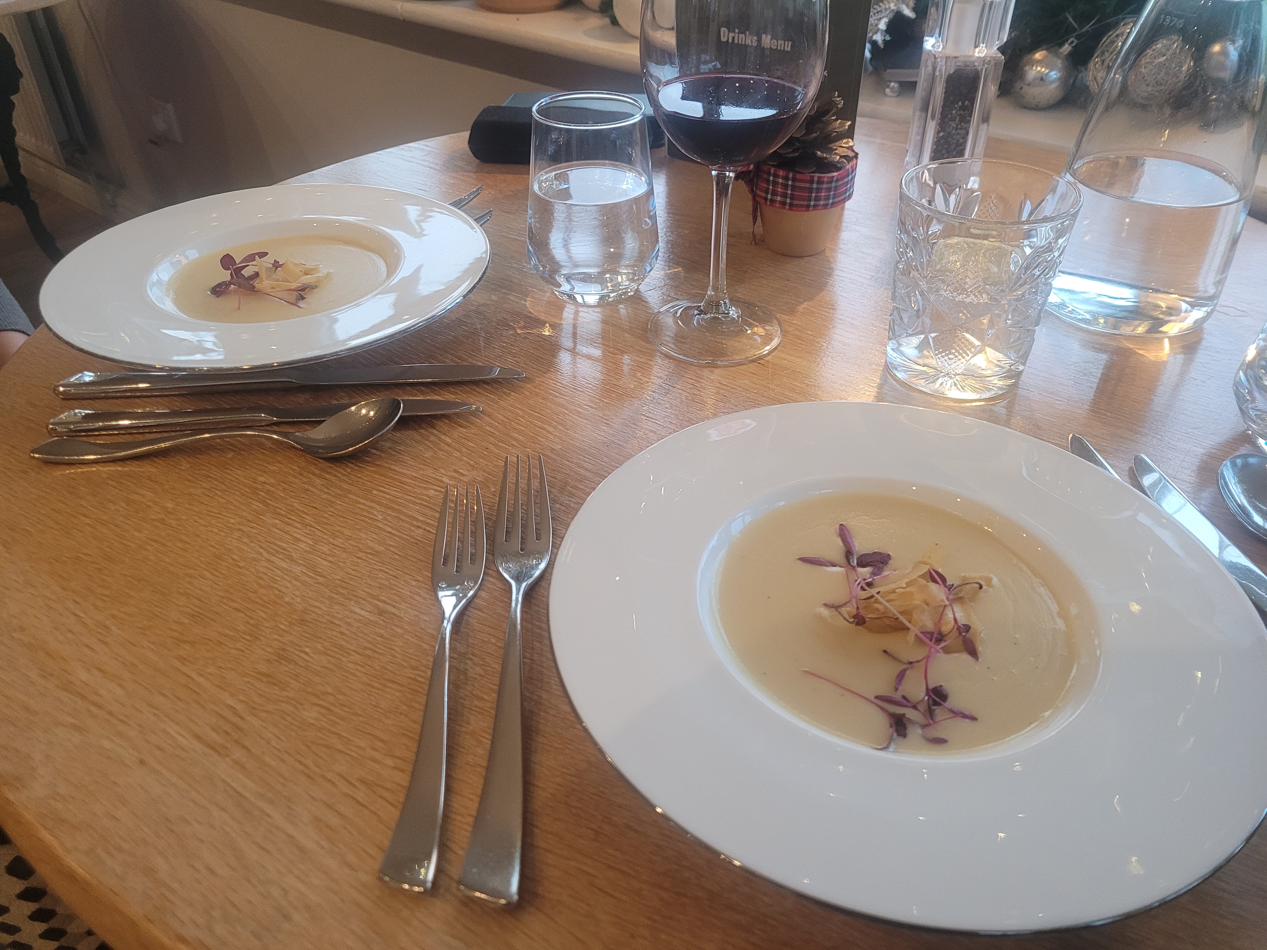 The Fell Hotel-官方