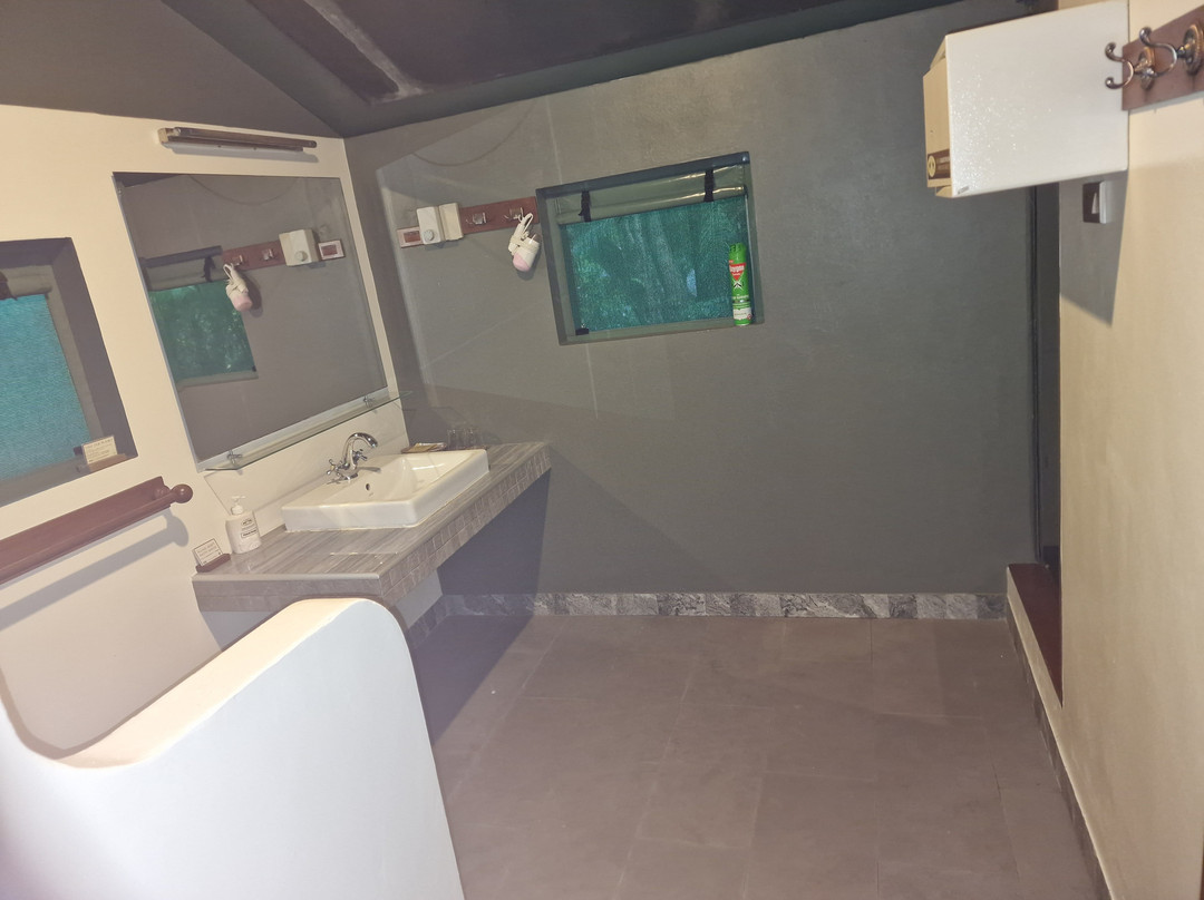 Elephant Hills主图