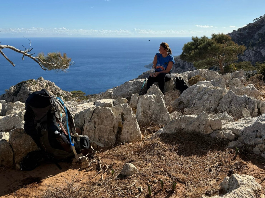Art and Walk Karpathos-Karpathos Town (Pigadia)必去景点