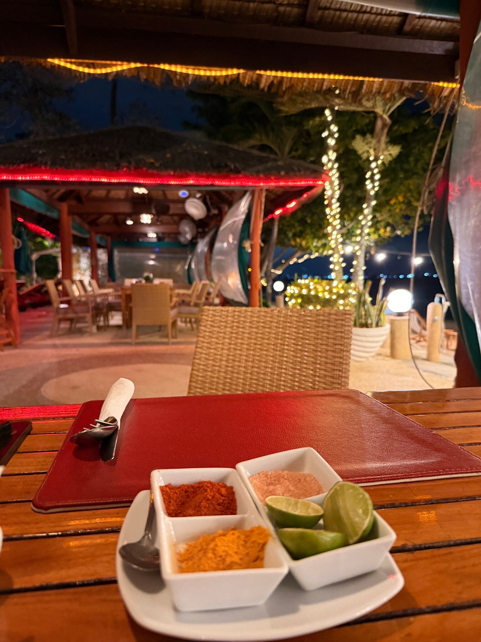 友谊海滩水岸度假村-官方