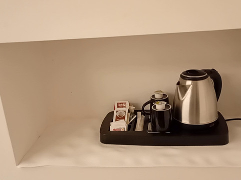 那不勒斯智慧酒店主图