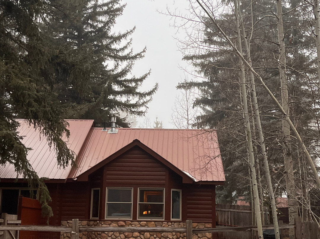 O-Bar-O Cabins主图