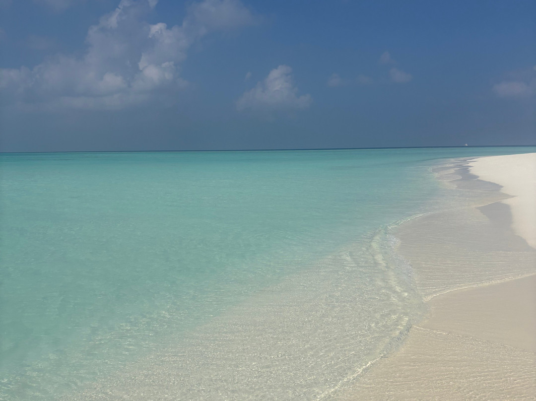 Luau Beach Inn Maldives主图