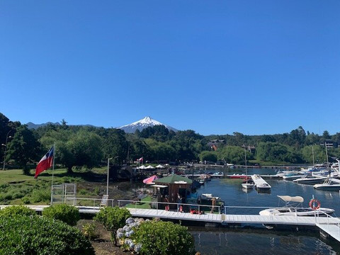 昂特马拉尔酒店主图