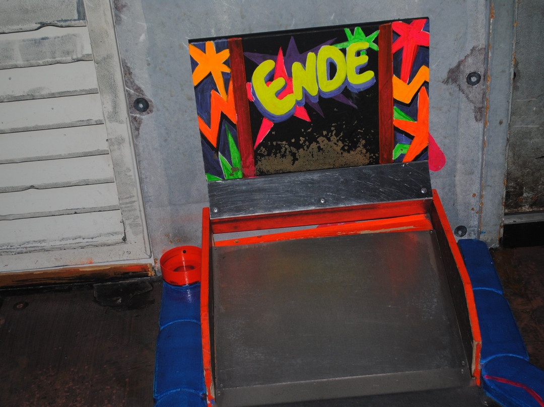 SchwarzLICHTviertel-汉堡必去景点