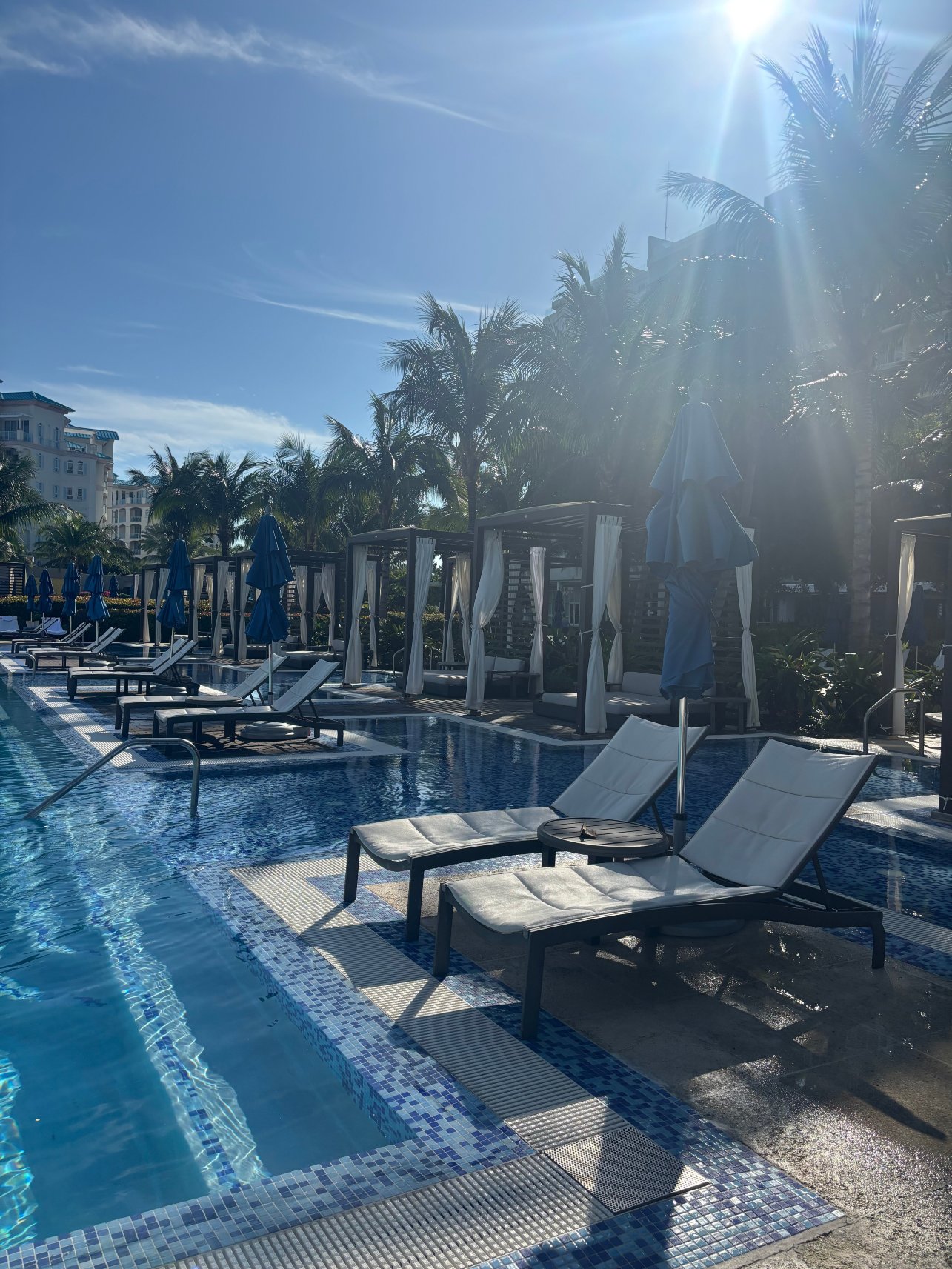 特克斯和凯科斯群岛丽思卡尔顿酒店-泳池