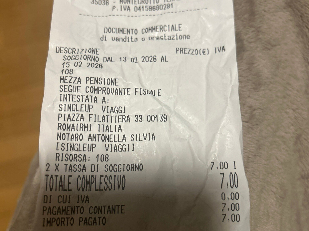 奥林比亚温泉酒店主图