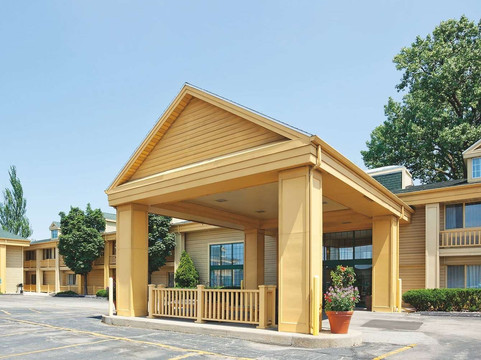 奥什科什拉昆塔温德姆酒店