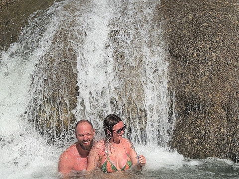 Nexus Tours-蒙特戈贝必去景点