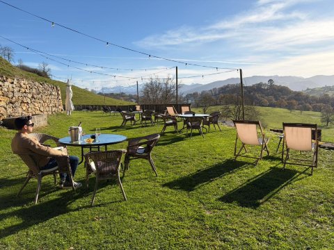 鲁维亚内斯帕拉西奥球酒店-官方