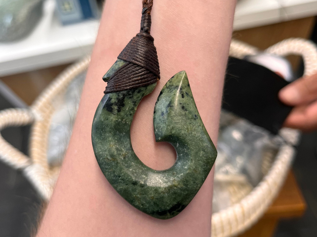 Bonz 'N Stonz Carving Studio-霍基蒂卡必去景点