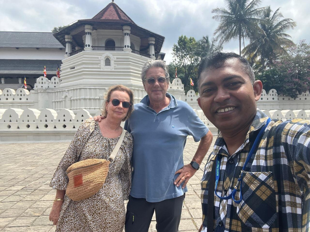 Visit SL Travels Pvt Ltd-尼甘布必去景点