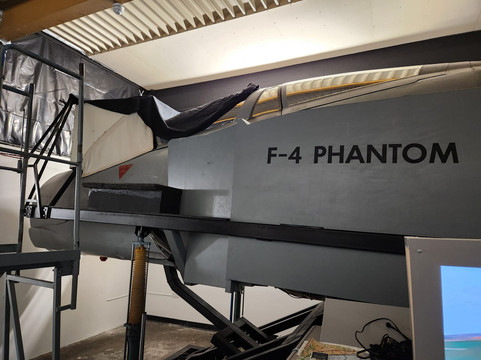 Aerospace Experience Flight Simulators-彼得伯勒必去景点