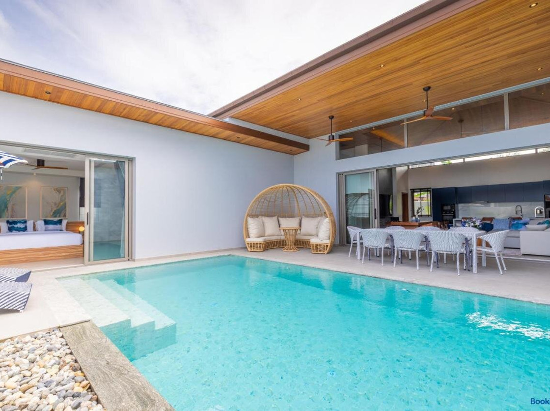 The S Villas