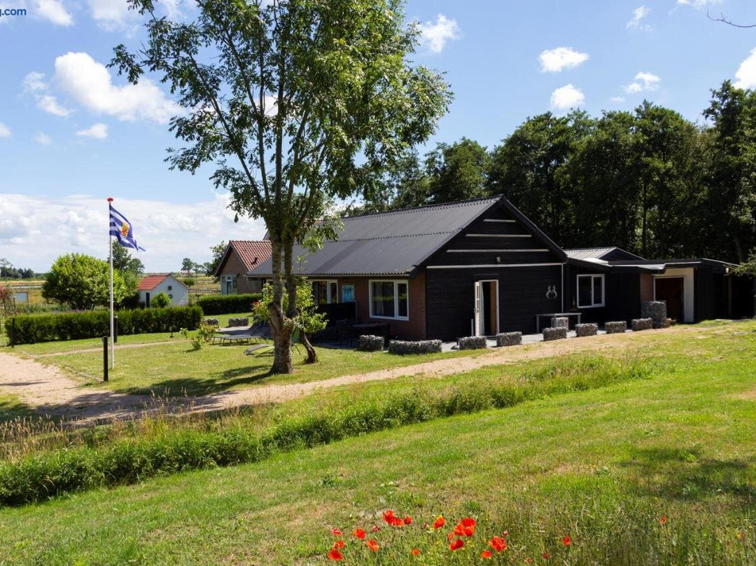 Little Creek - Lodges in Het Natuurgebied