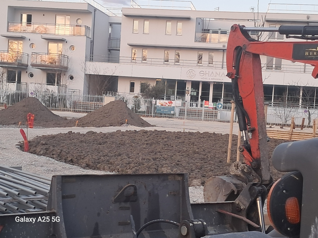 珊瑚酒店和住宅主图