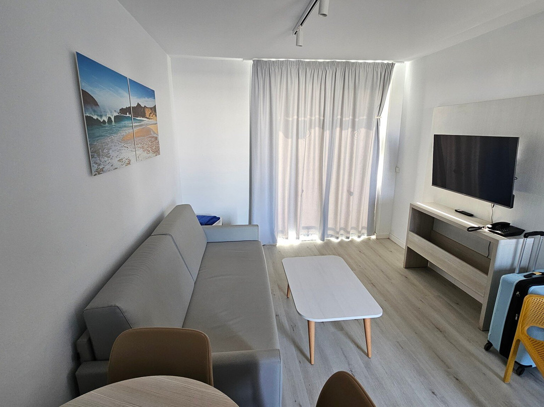 萨尔瓦多特雷沃尔公寓主图