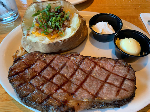 J. Peters Grill & Bar主图