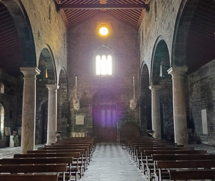 Santuario della Madonna Bianca - Chiesa di San Lorenzo-韦内雷港必去景点