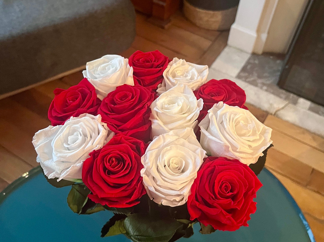 Madame Veut Des Roses-塞纳河畔纳伊必去景点