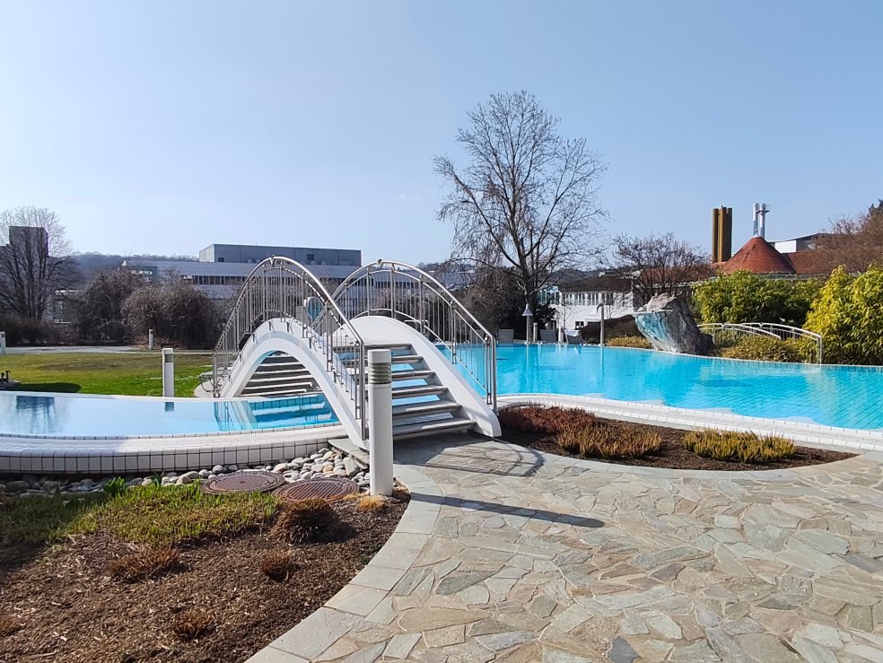 瑞地豪斯温泉酒店-泳池