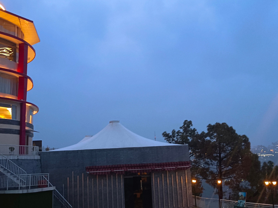 里根塔山顶酒店，西姆拉主图