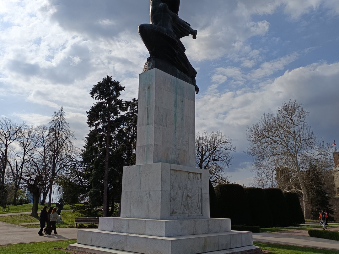 Monument of Gratitude to France-贝尔格莱德必去景点