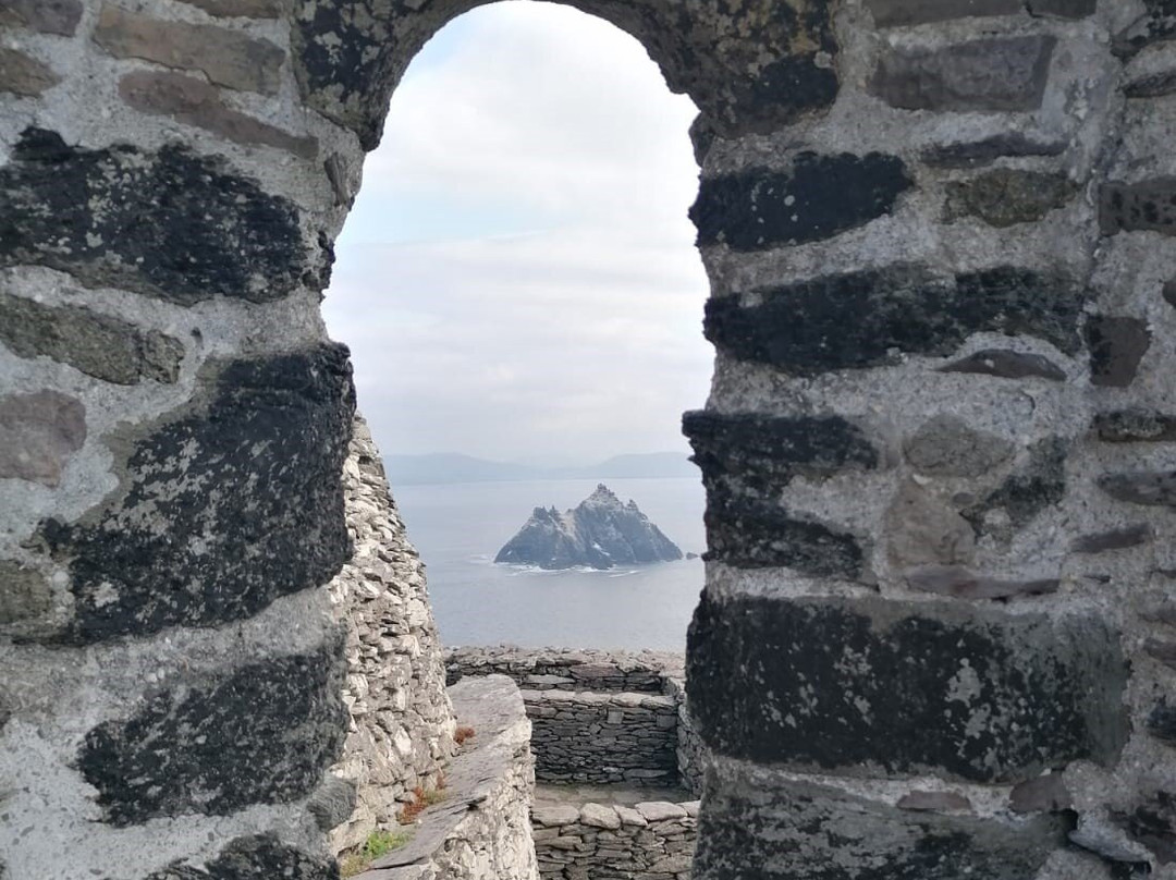Skellig Michael Landing Tours on Force Awakens-Ballinskelligs必去景点