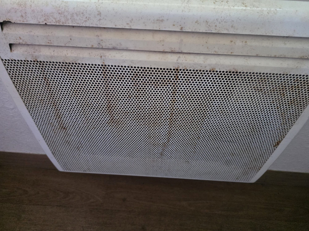 沙勒罗瓦典雅生态酒店