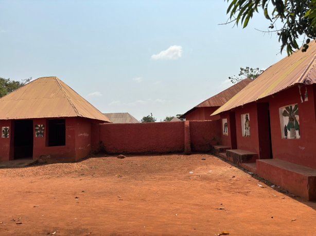 Chez Monique Auberge a La Lune-官方