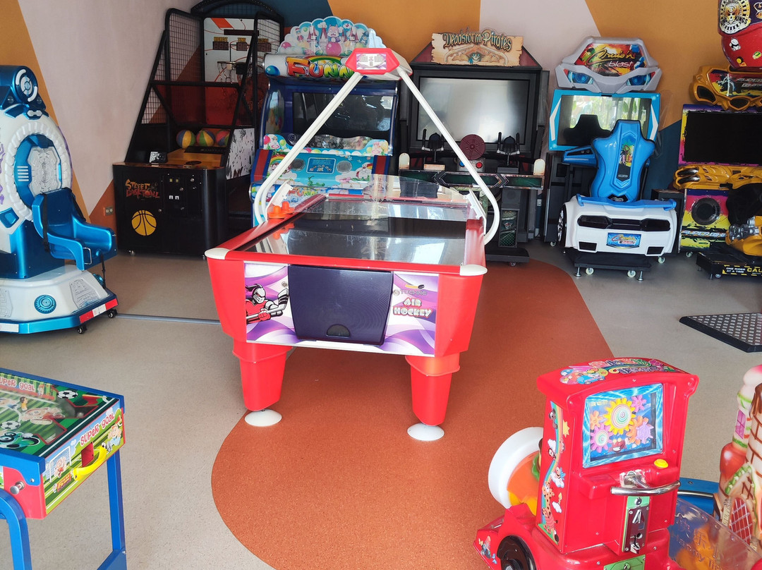 法美拉腊温泉度假酒店主图