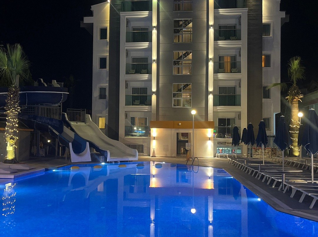 Club Alpina Apartments Hotel主图