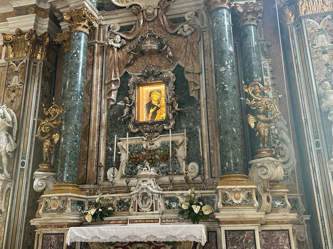 Basilica Cattedrale Maria Santissima della Madia-莫诺波利必去景点