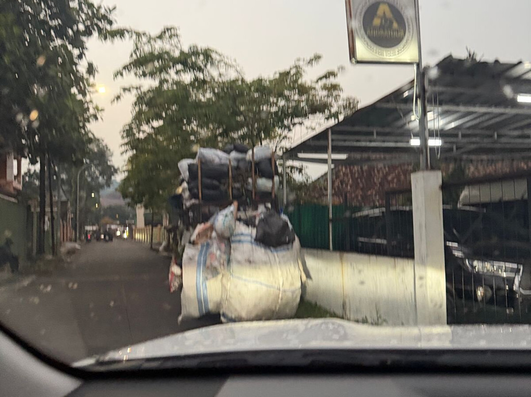 Andratour Travel & Car Rentals Bandung-万隆必去景点