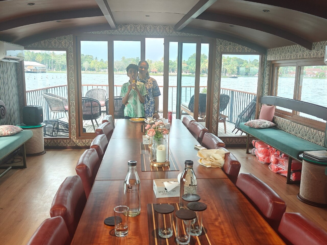 Spice Routes Luxury Cruises-Kainakary必去景点