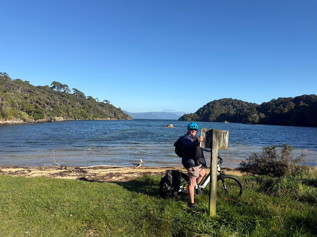 Stewart Island Electric Bikes-斯图尔特岛必去景点
