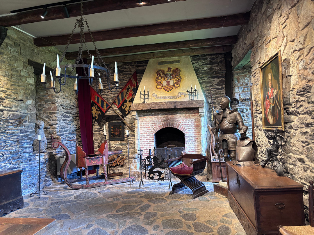 Chateau De Reinhardstein-Ovifat必去景点