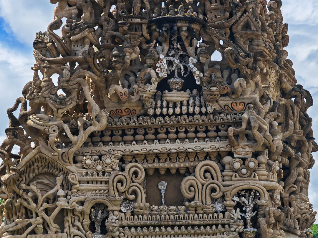 Palais Ideal du Facteur Cheval-Hauterives必去景点