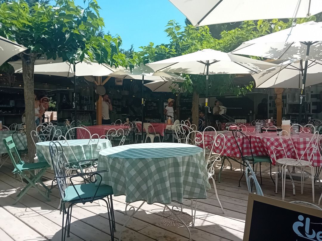 La Guinguette De Louis