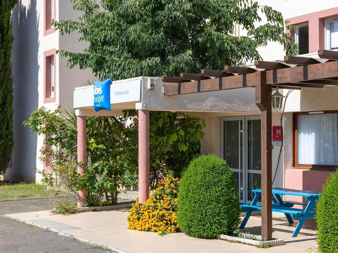 纳博讷酒店住宿-艾达普酒店